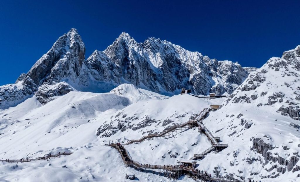 Jade Dragon Snow Mountain