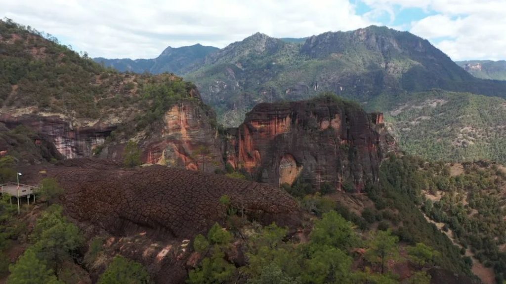 Laojun Mountain